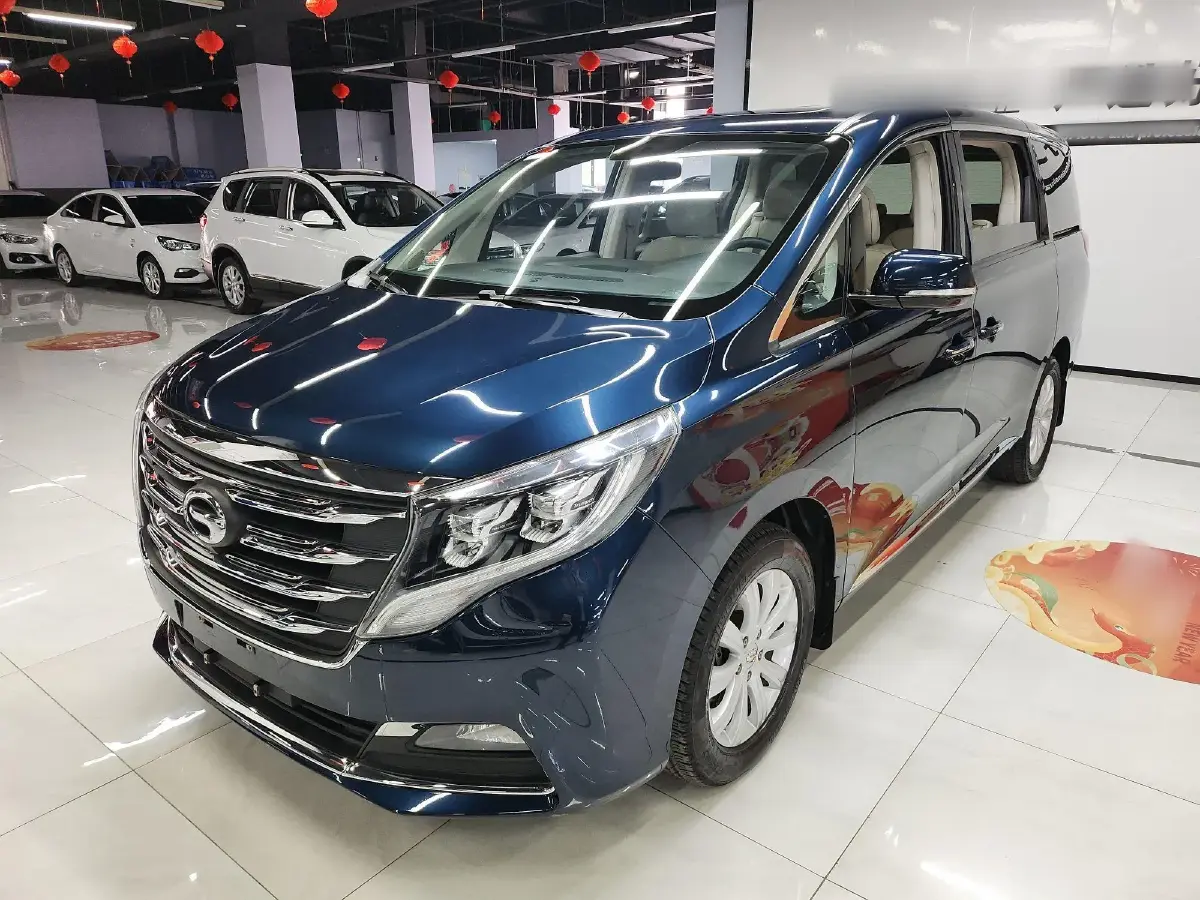 2018 GAC Trumpchi M8 2.0T 201HP L4 6AT