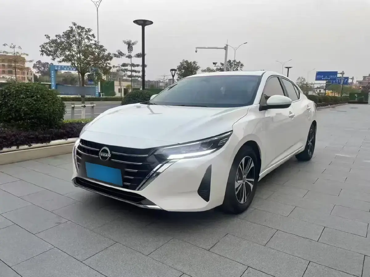 2023 Nissan Sylphy 1.6L 135HP L4 CVT