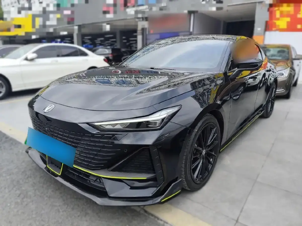 2022 ChangAn UNI-V 1.5T 188HP L4 7DCT