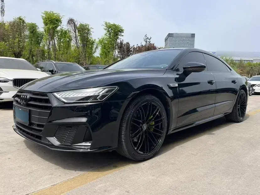 2022 Audi A7L 2.0T 245HP L4 7DCT
