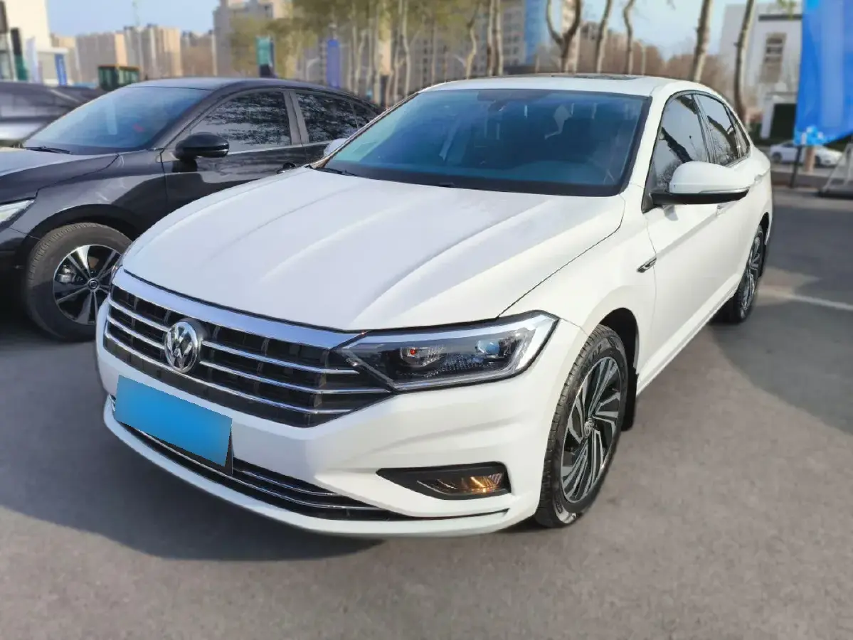 2021 Volkswagen Sagitar 1.4T 150HP L4 7DCT