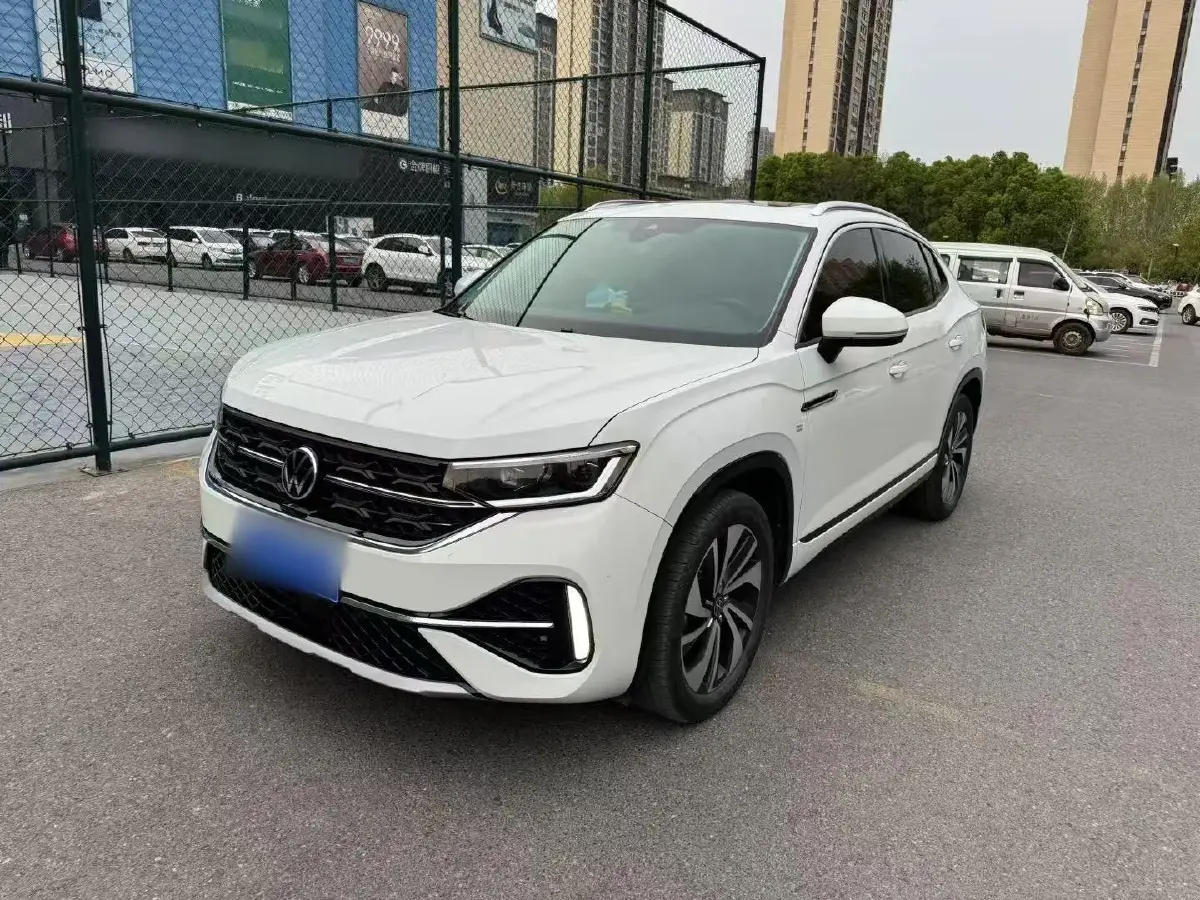 2023 Volkswagen Tayron X 2.0T 186HP L4 7DCT