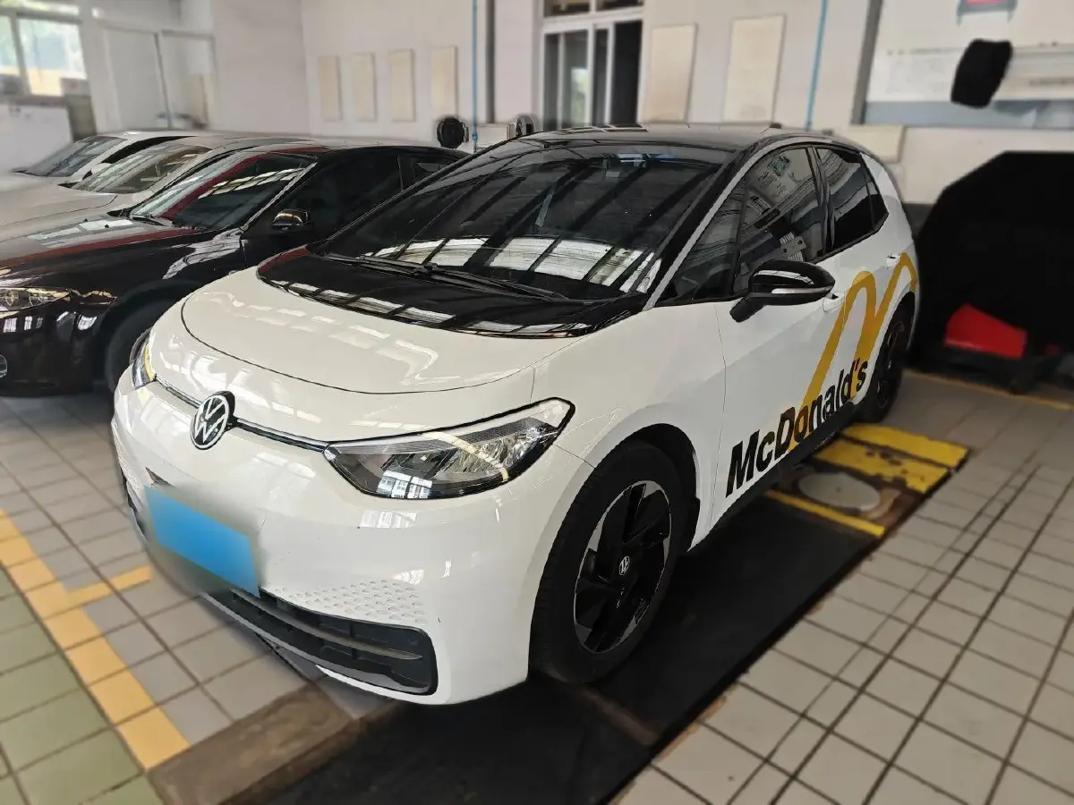 2024 Volkswagen ID.3 BEV 52.8KWH