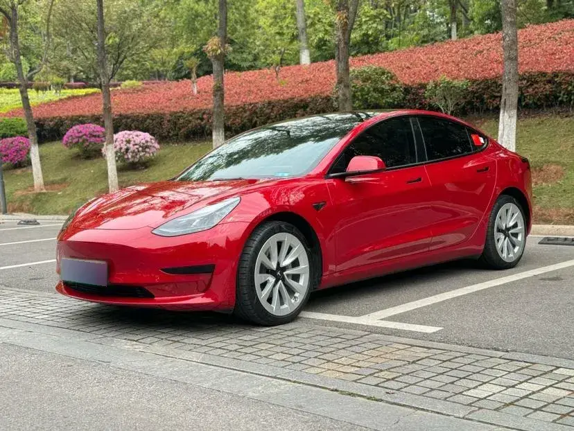 2022 Tesla Model 3 BEV 60KWH