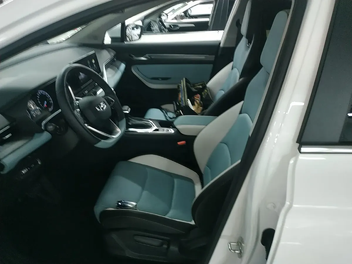 2022 Geely Emgrand S 1.4T 141HP L4 CVT,autocango,china used car exporter,china ev exporter,chinese used car exporter,chinese used ev exporter