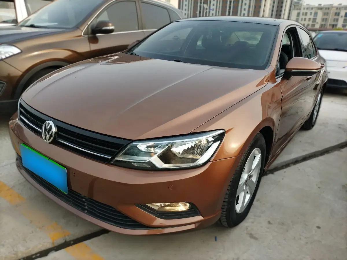 2017 Volkswagen Lamando 1.4T 131HP L4 7DCT