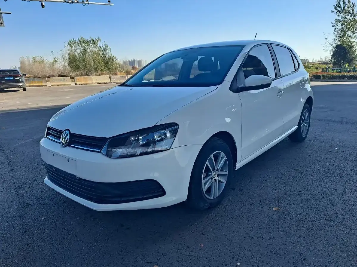 2018 Volkswagen Polo 1.5L 110HP L4 6AT