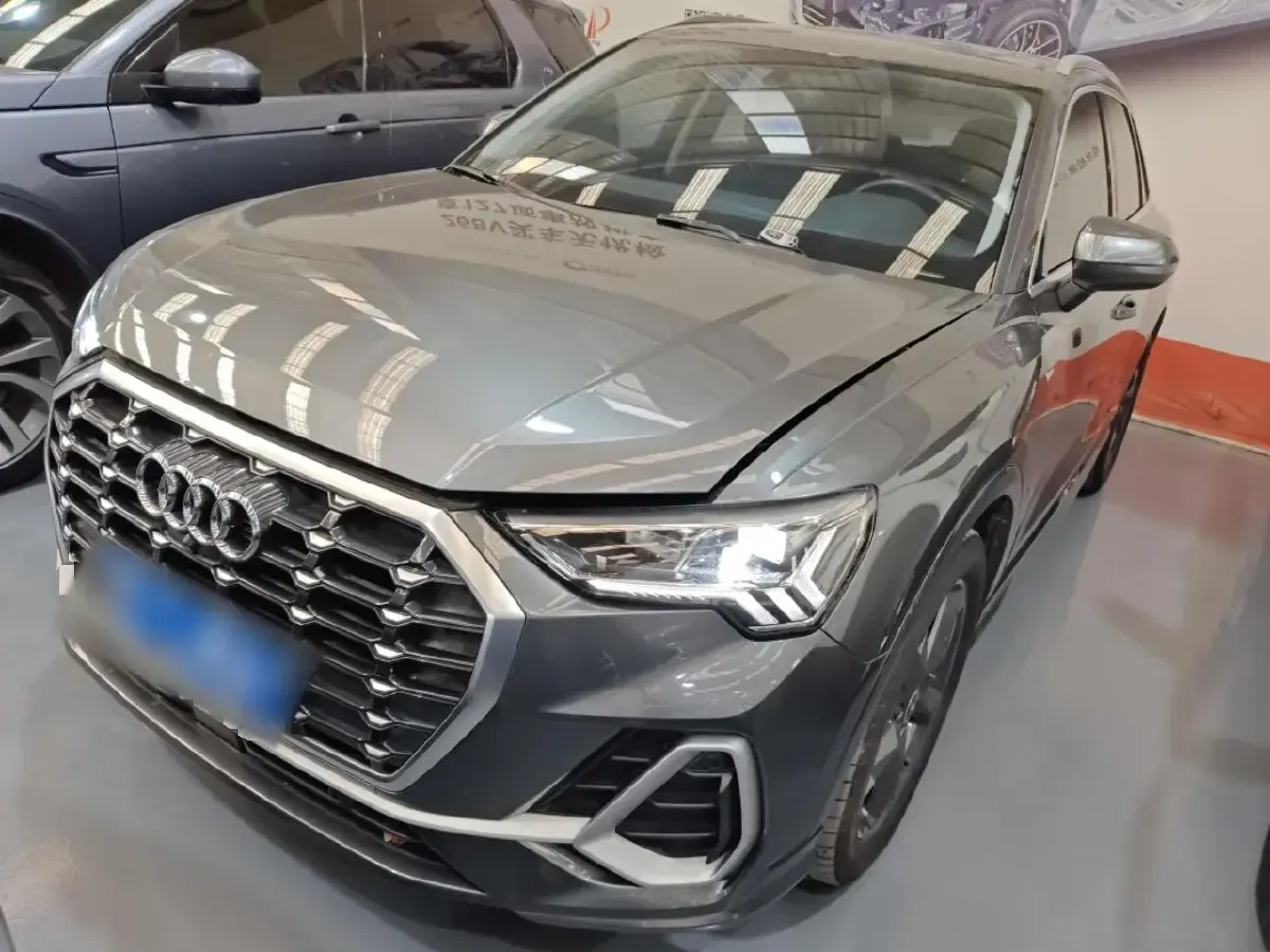 2021 Audi Q3 1.4T 150HP L4 7DCT