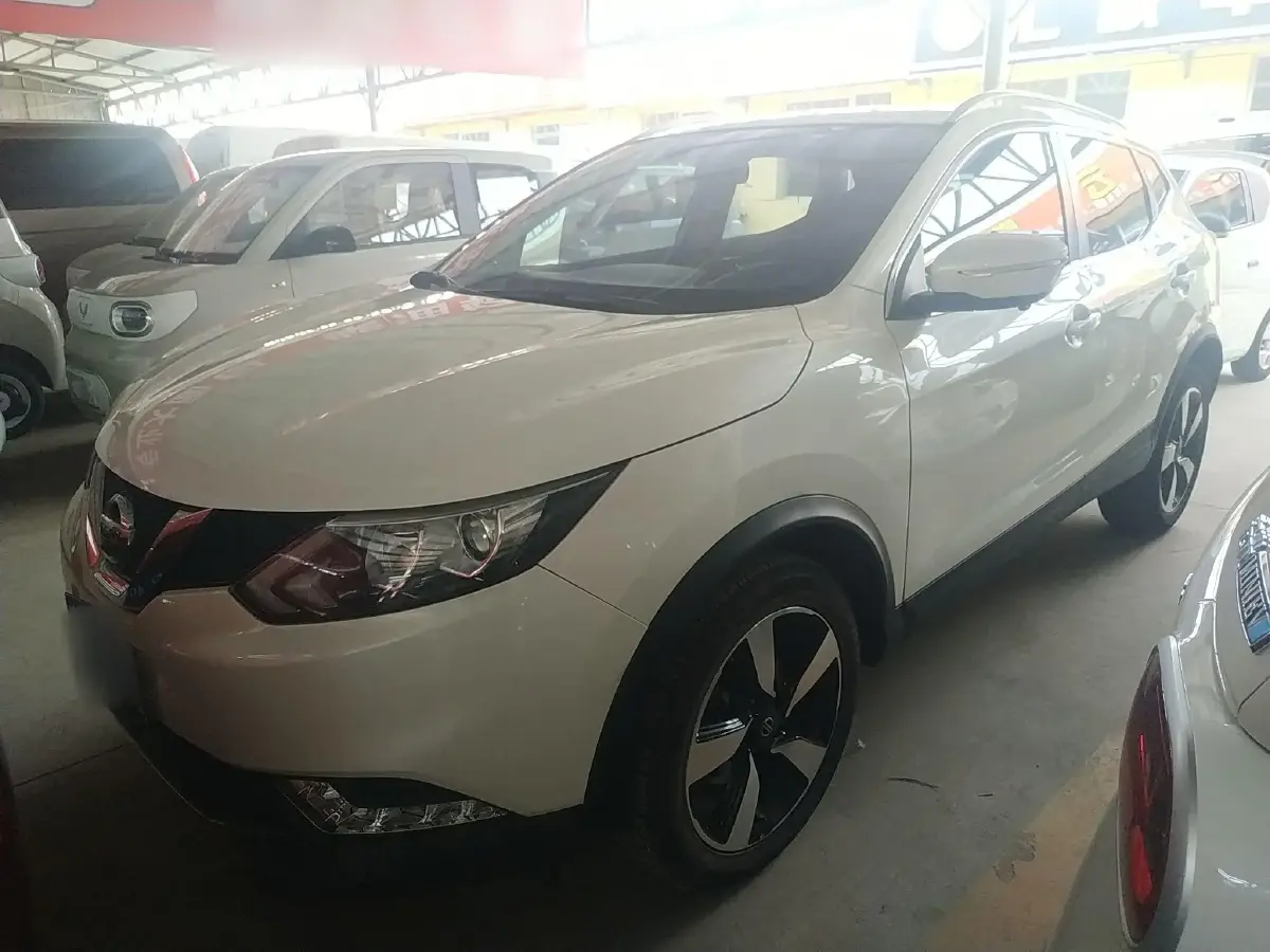 2017 Nissan Qashqai 2.0L 150HP L4 CVT