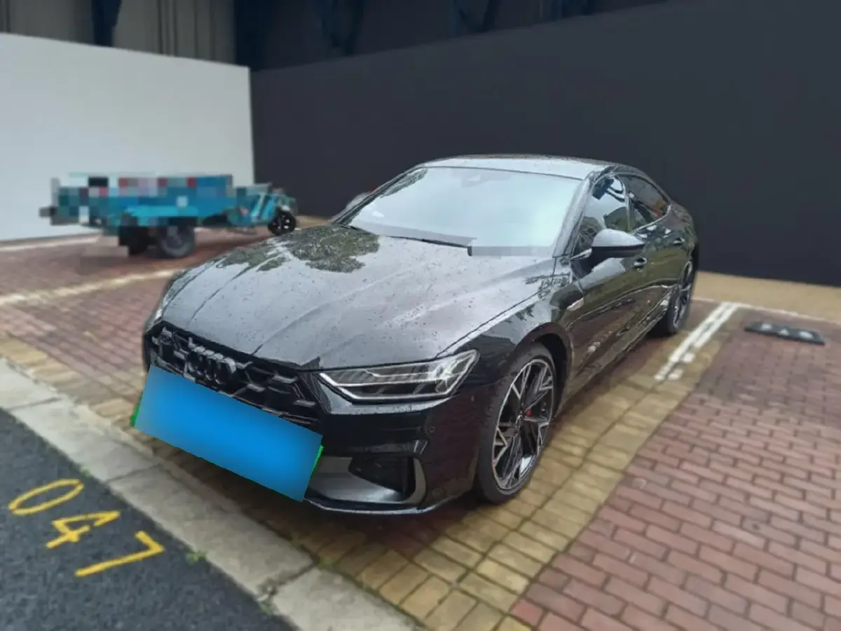 2024 Audi A7L 2.0T 245HP L4 7DCT