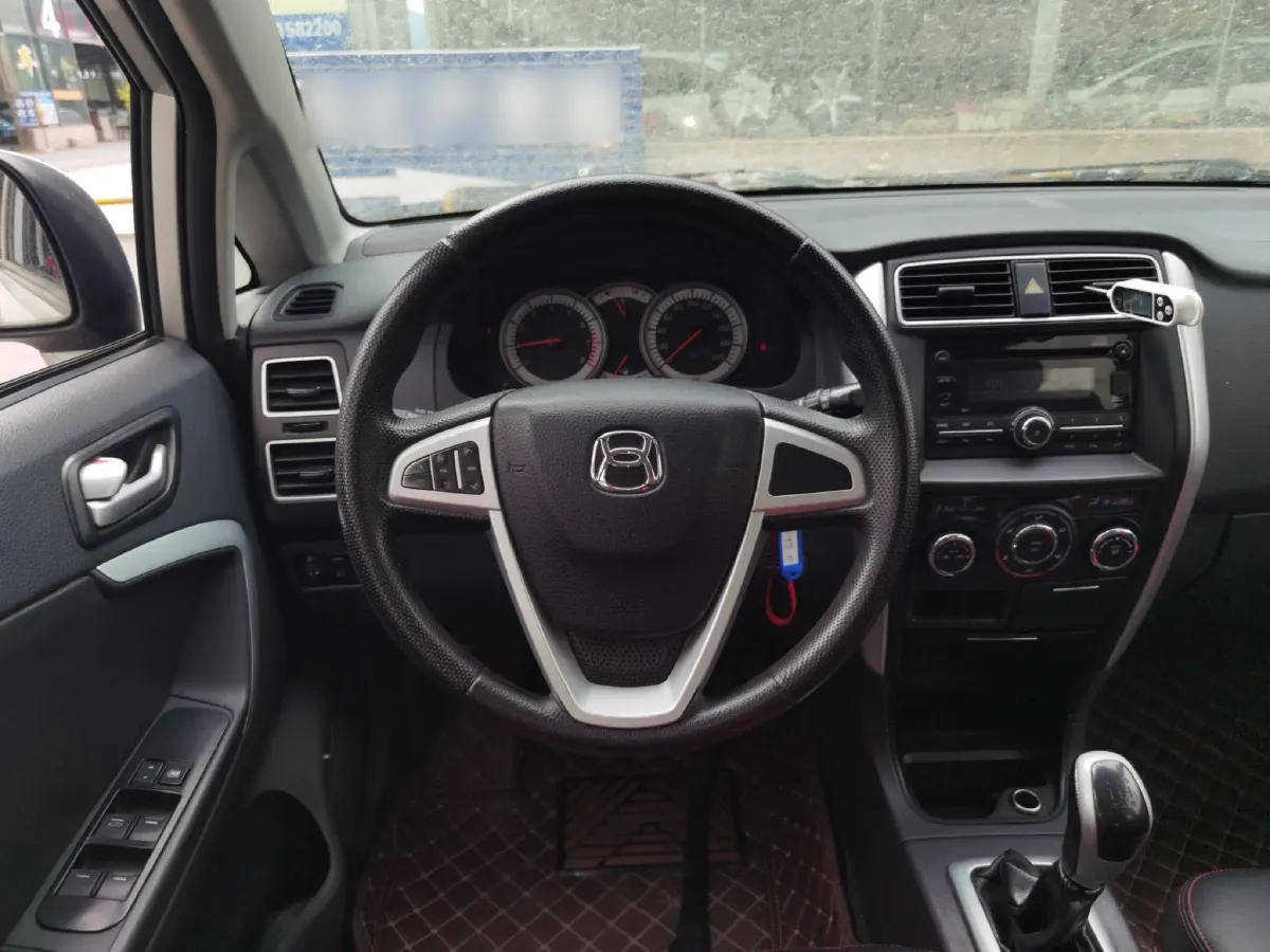 2015 Suzuki Liana A6 1.4L 101HP L4 5MT,autocango,china used car exporter,china ev exporter,chinese used car exporter,chinese used ev exporter