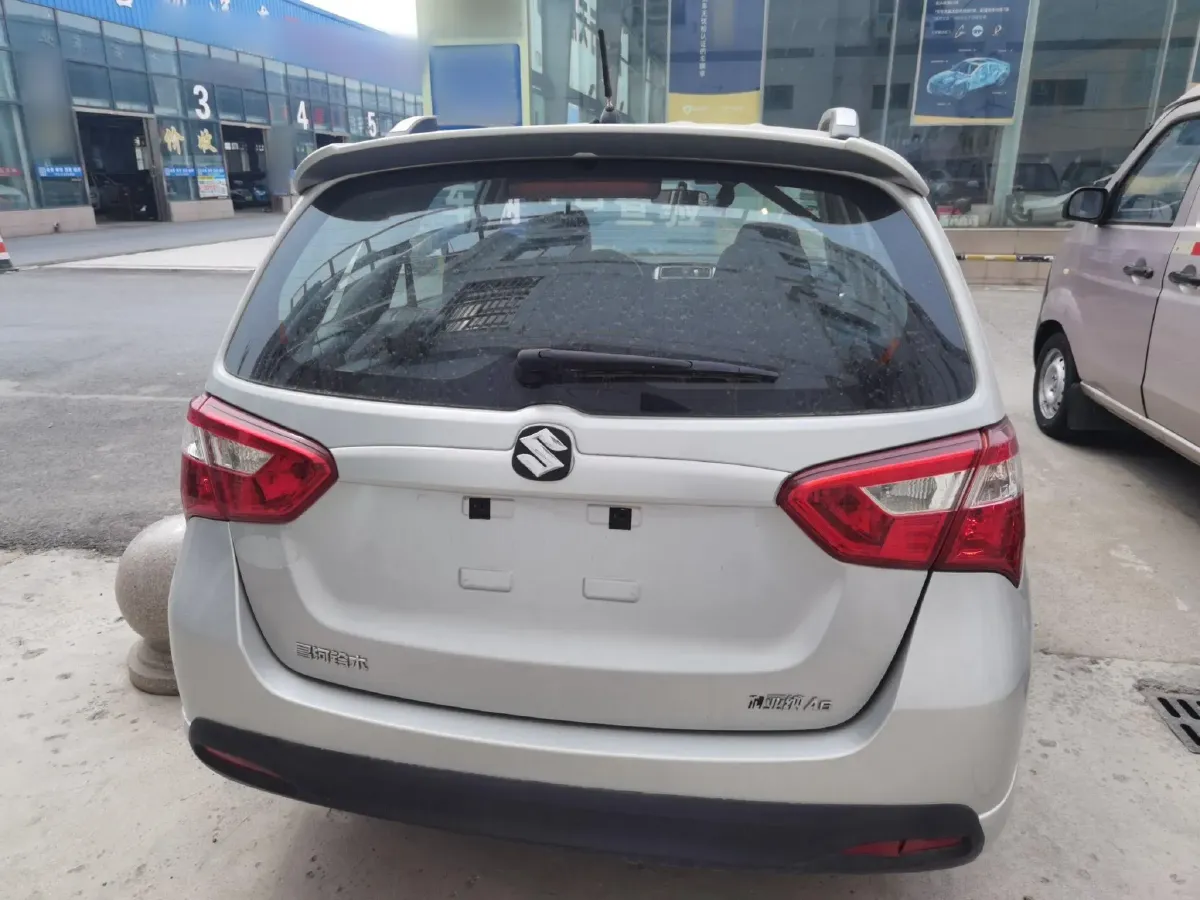 2015 Suzuki Liana A6 1.4L 101HP L4 5MT,autocango,china used car exporter,china ev exporter,chinese used car exporter,chinese used ev exporter