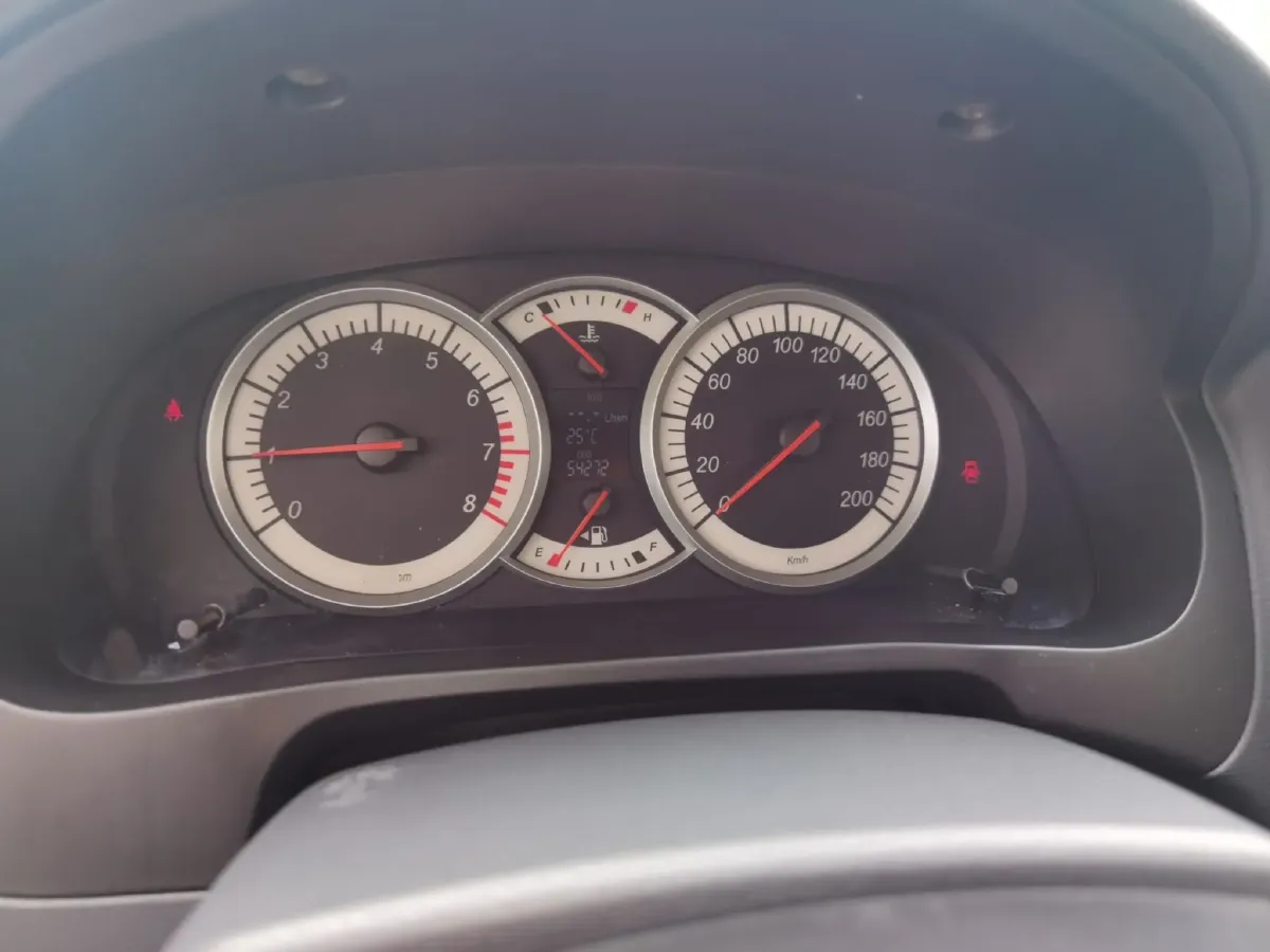 2015 Suzuki Liana A6 1.4L 101HP L4 5MT,autocango,china used car exporter,china ev exporter,chinese used car exporter,chinese used ev exporter