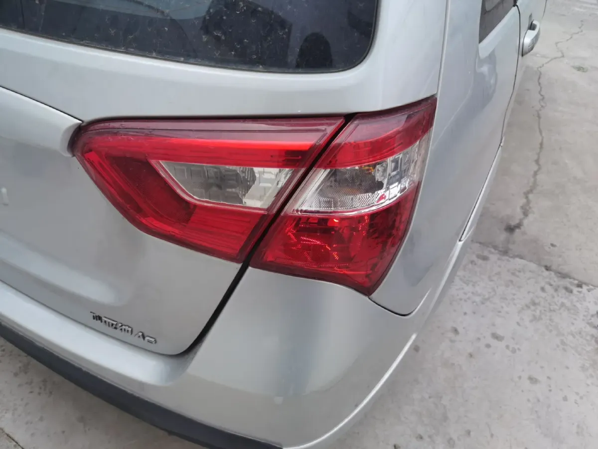 2015 Suzuki Liana A6 1.4L 101HP L4 5MT,autocango,china used car exporter,china ev exporter,chinese used car exporter,chinese used ev exporter