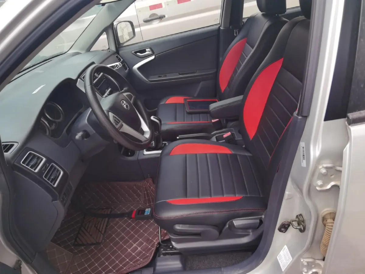 2015 Suzuki Liana A6 1.4L 101HP L4 5MT,autocango,china used car exporter,china ev exporter,chinese used car exporter,chinese used ev exporter