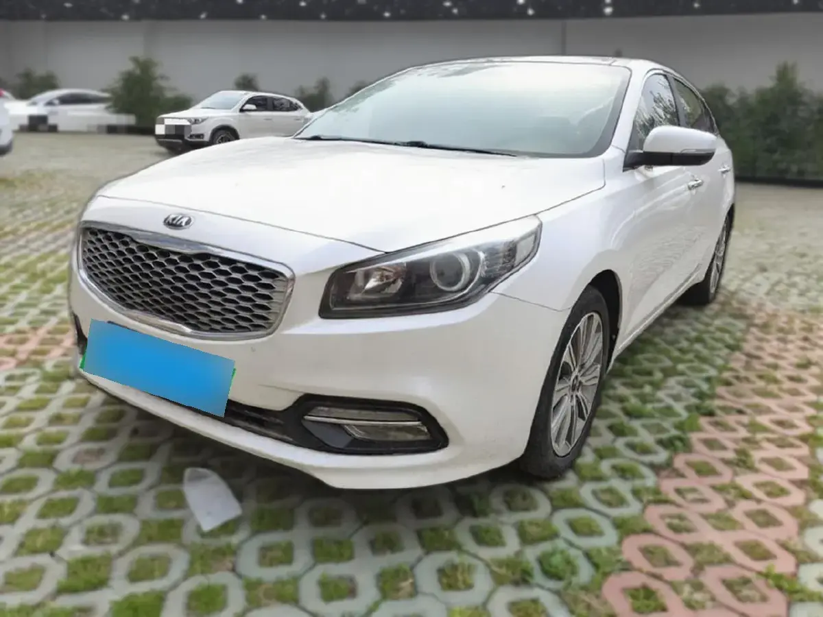 2017 Kia K4 1.8L 143HP L4 6AT 2017 Kia K4 1.8L 143HP L4 6AT