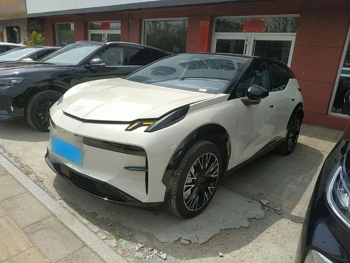 2023 Zeekr X BEV 66KWH