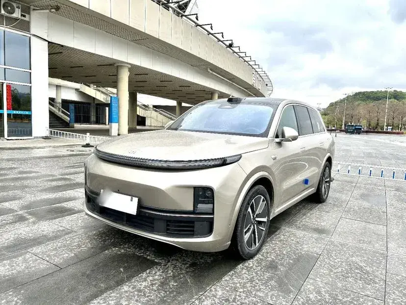 2024 Li L8 Range Extended 154HP REEV 42.8KWH