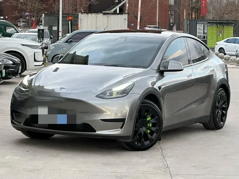 2022 Tesla Model Y BEV 60KWH