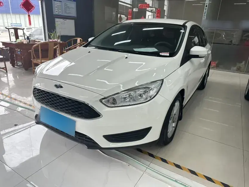 2018 Ford Focus 1.6L 125HP L4 6DCT