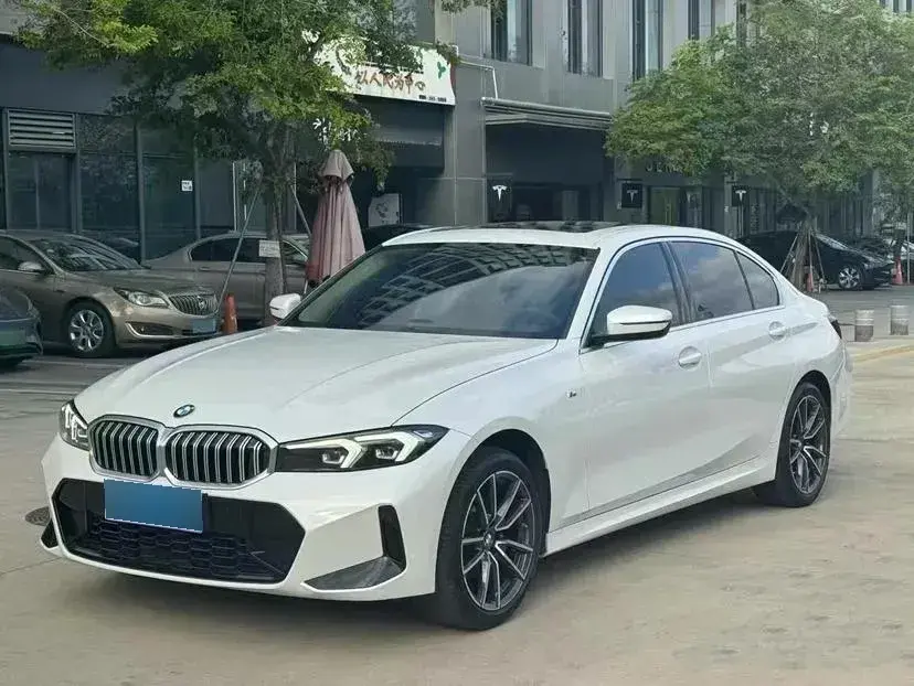 2023 BMW 3 Series 2.0T 156HP L4 8AT