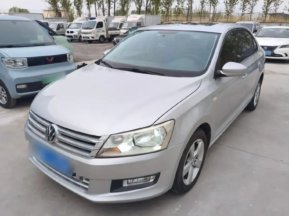 2013 Volkswagen Santana 1.4L 90HP L4 5MT