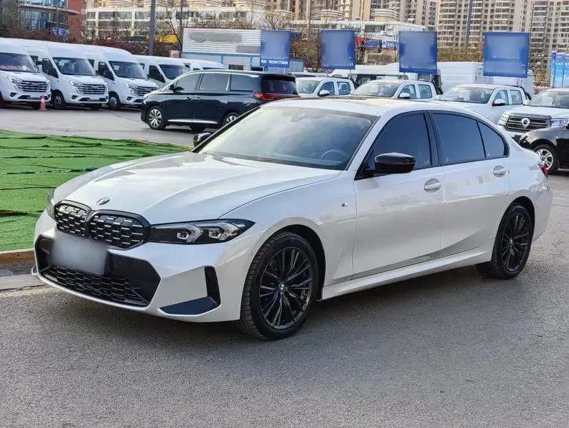 2023 BMW 3 Series 2.0T 184HP L4 8AT