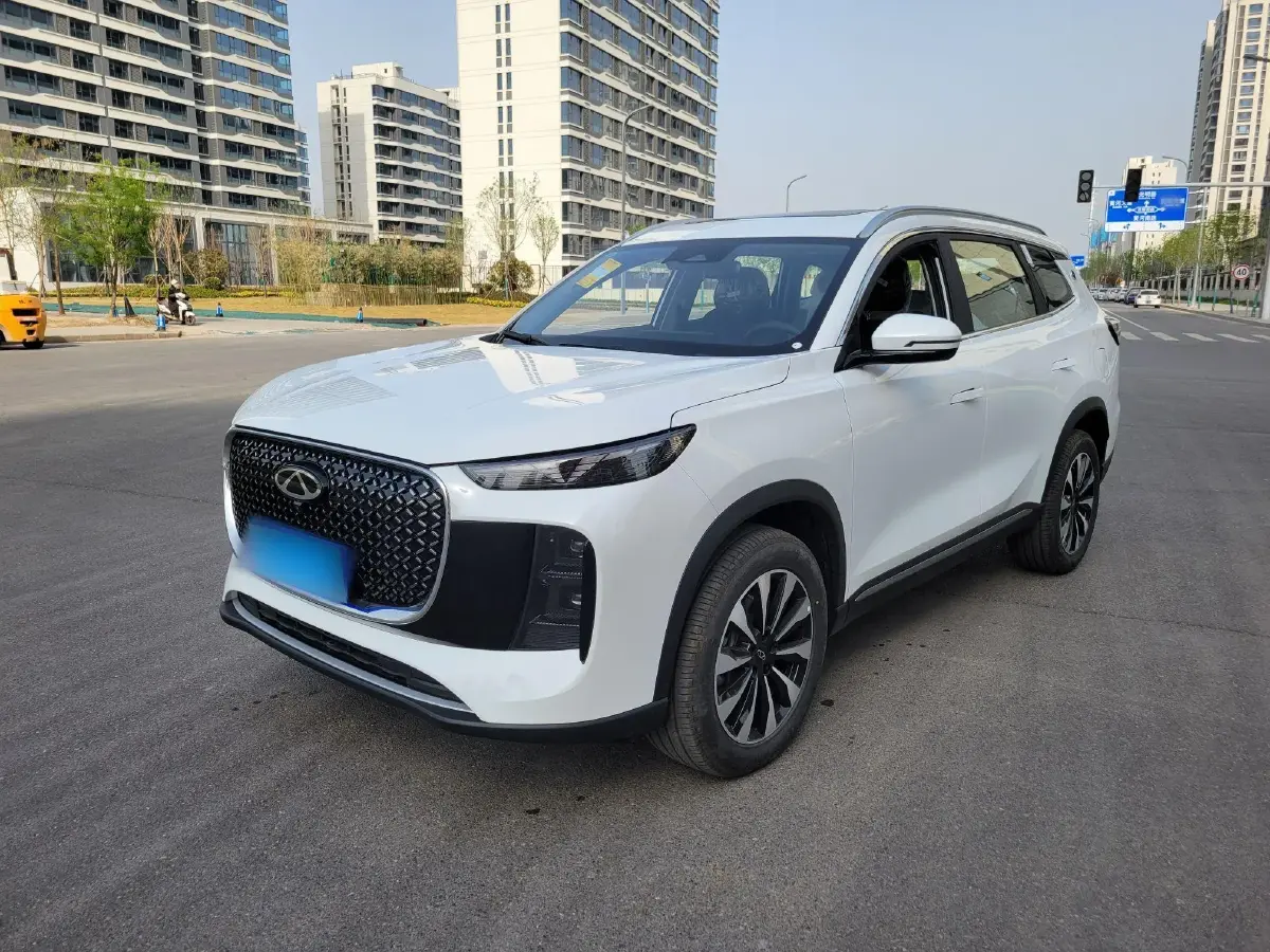 2025 Chery Tiggo 8 Plus 1.6T 197HP L4 7DCT