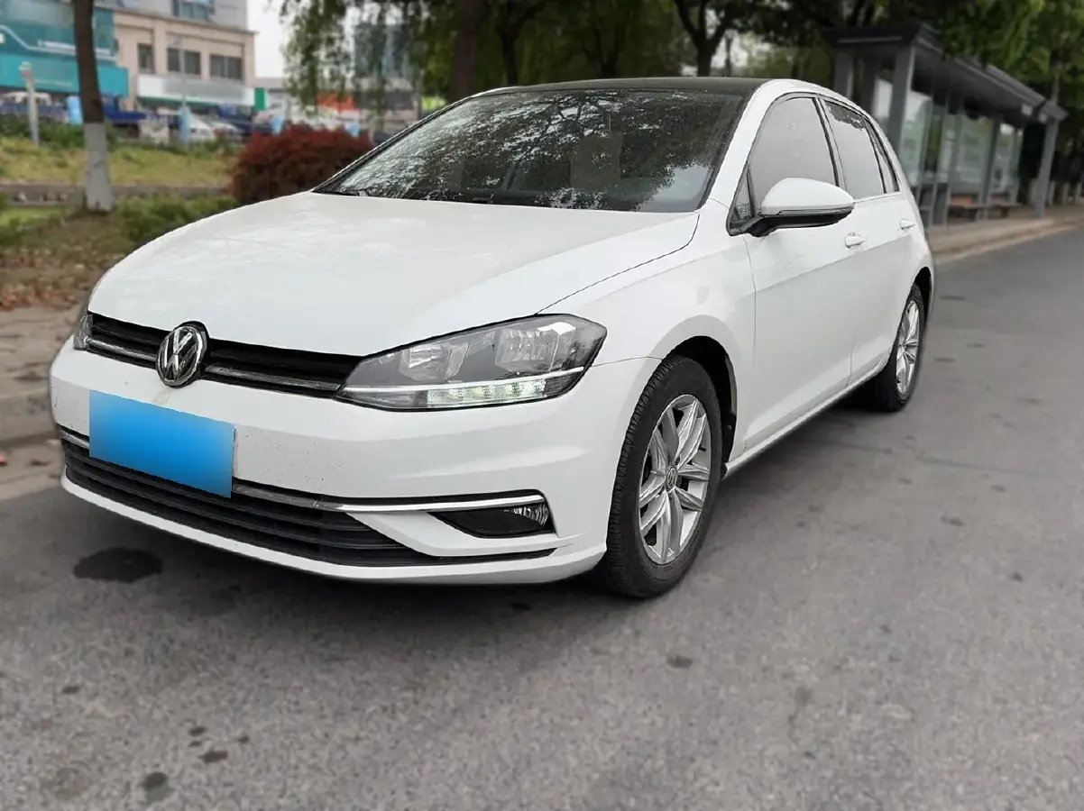 2019 Volkswagen Golf 1.4T 150HP L4 7DCT