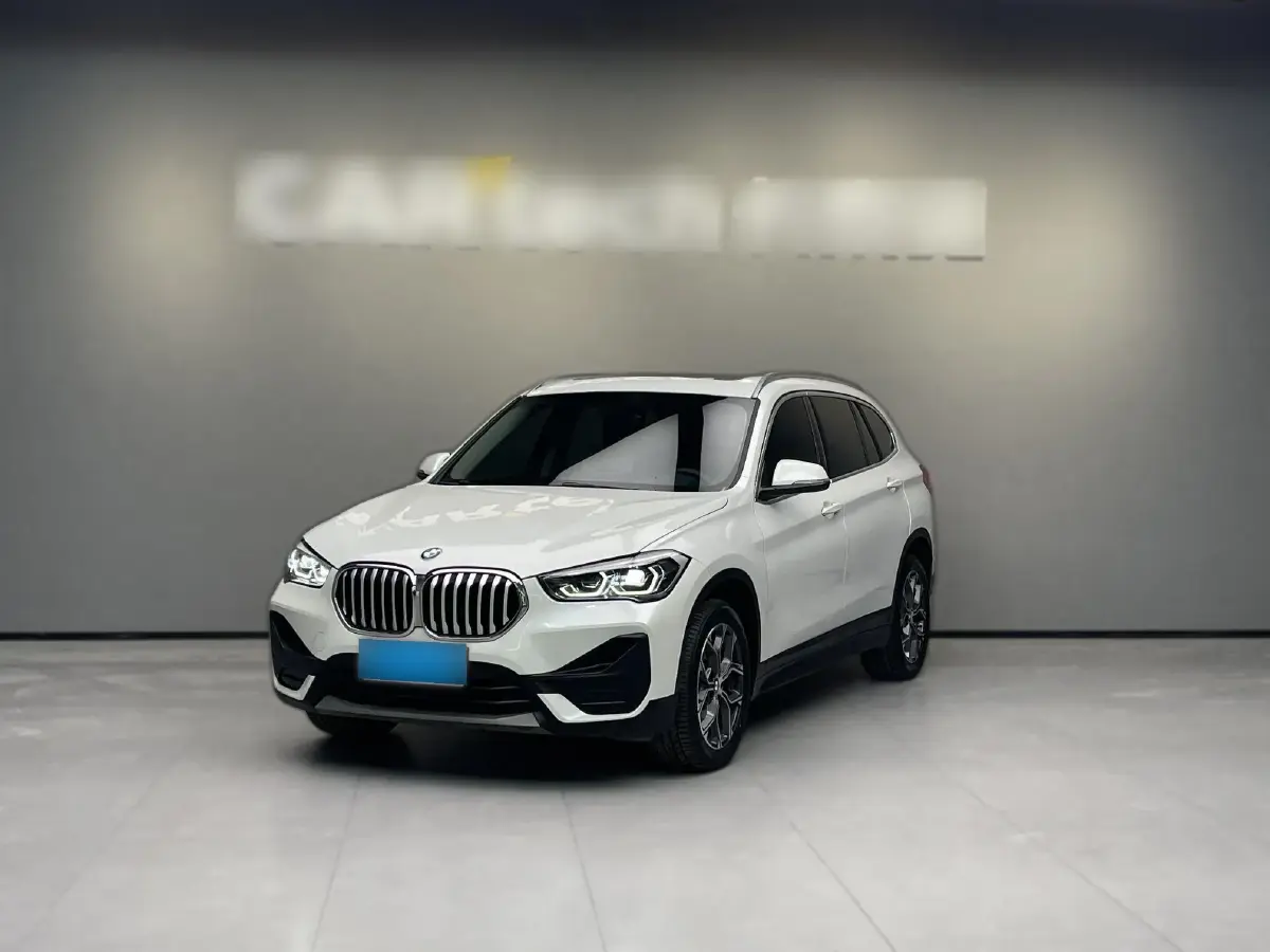 2021 BMW X1 2.0T 192HP L4 7DCT