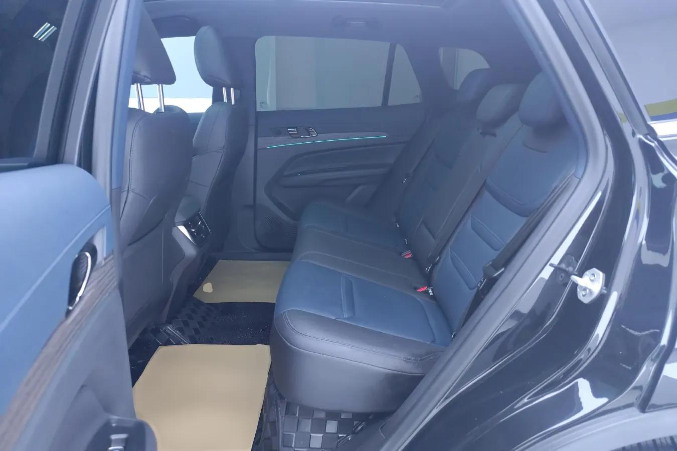 2023 Ford Equator Sport 1.5T 170HP L4 7DCT,autocango,china used car exporter,china ev exporter,chinese used car exporter,chinese used ev exporter