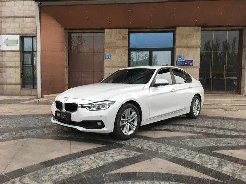 2016 BMW 3 Series 2.0T 184HP L4 8AT