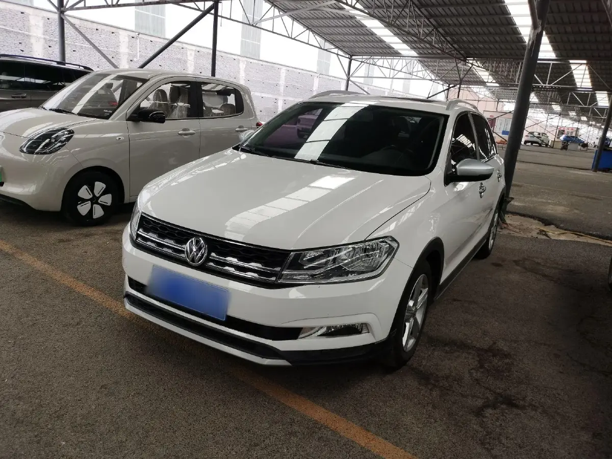 2016 Volkswagen Santana 1.6L 110HP L4 6AT