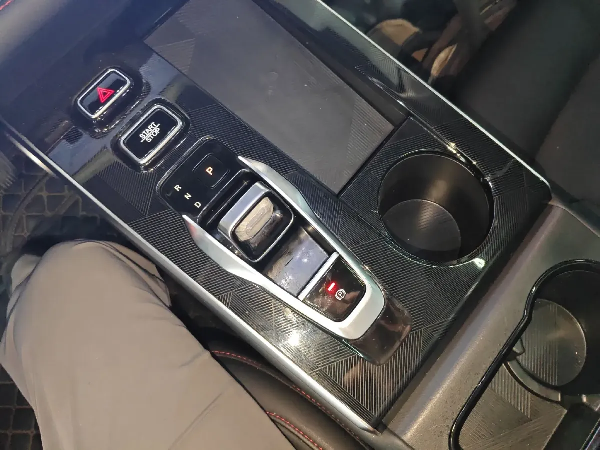 2022 GAC Trumpchi Emkoo 1.5T 177HP L4 7DCT,autocango,china used car exporter,china ev exporter,chinese used car exporter,chinese used ev exporter