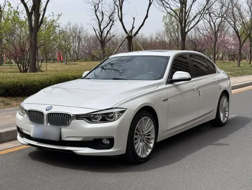 2018 BMW 3 Series 2.0T 184HP L4 8AT