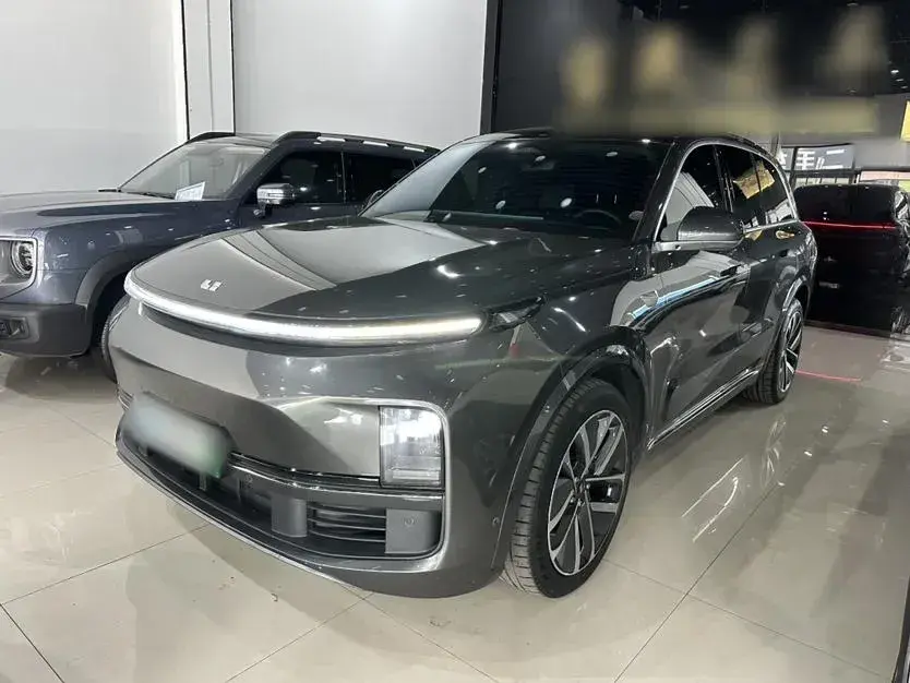 2023 Li L8 Range Extended 154HP REEV 40.9KWH