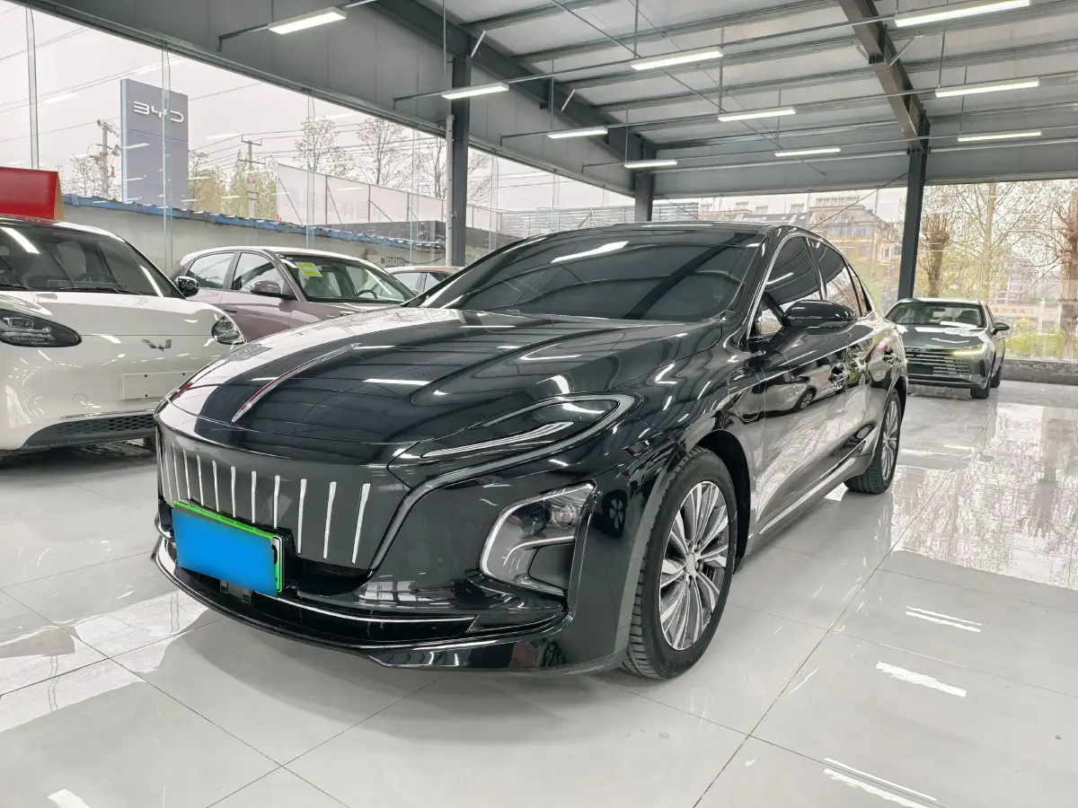 2022 HongQi E-QM5 BEV 54KWH