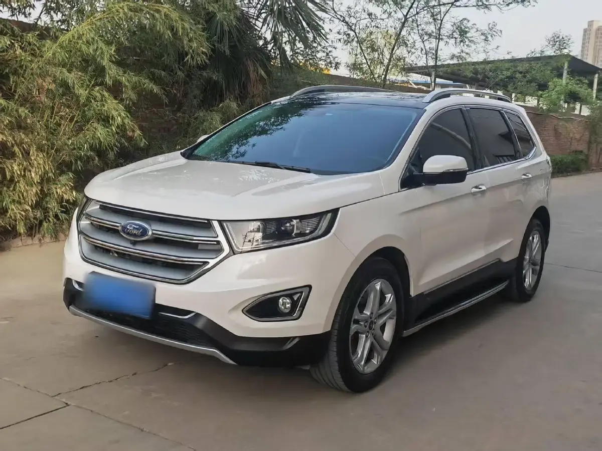 2018 Ford Edge 2.0T 245HP L4 6AT