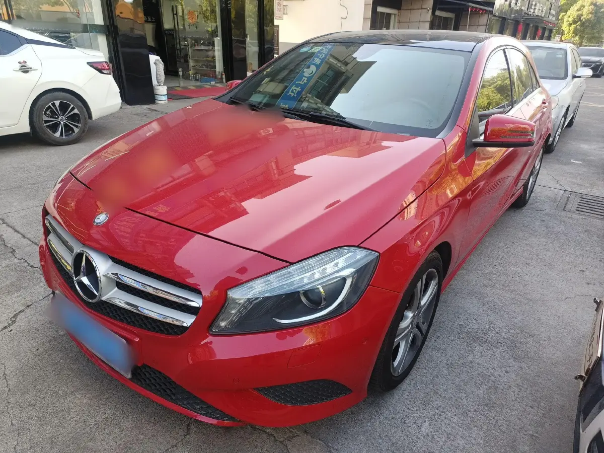 2013 Mercedes-Benz A Class 1.6T 156HP L4 7DCT