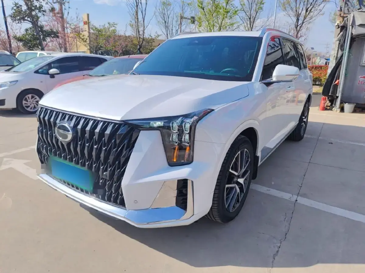 2022 GAC Trumpchi GS8 2.0T 190HP L4 E-CVT Hybrid