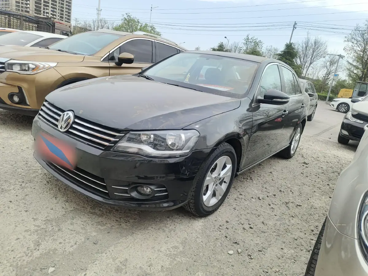 2014 Volkswagen Bora 1.6L 105HP L4 6AT