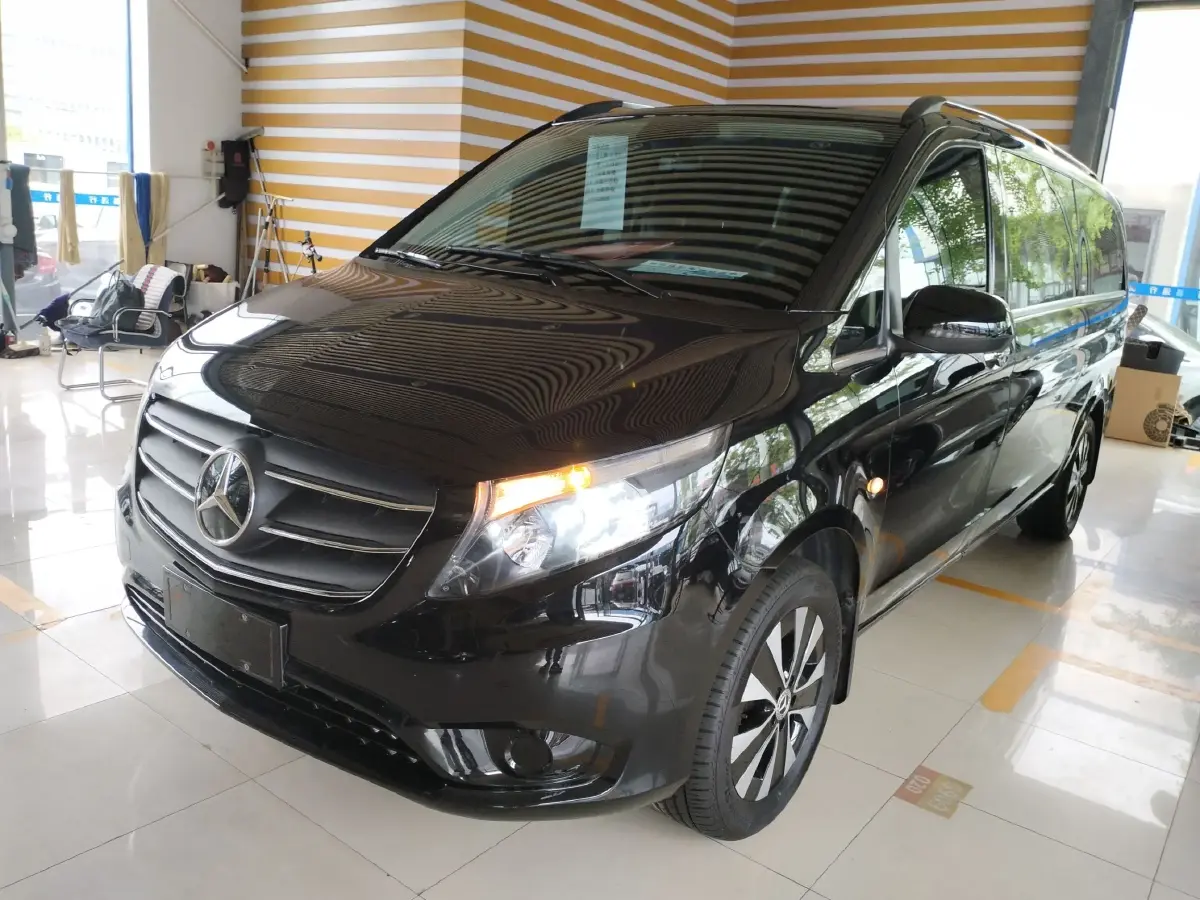 2021 Mercedes-Benz Vito 2.0T 211HP L4 9AT