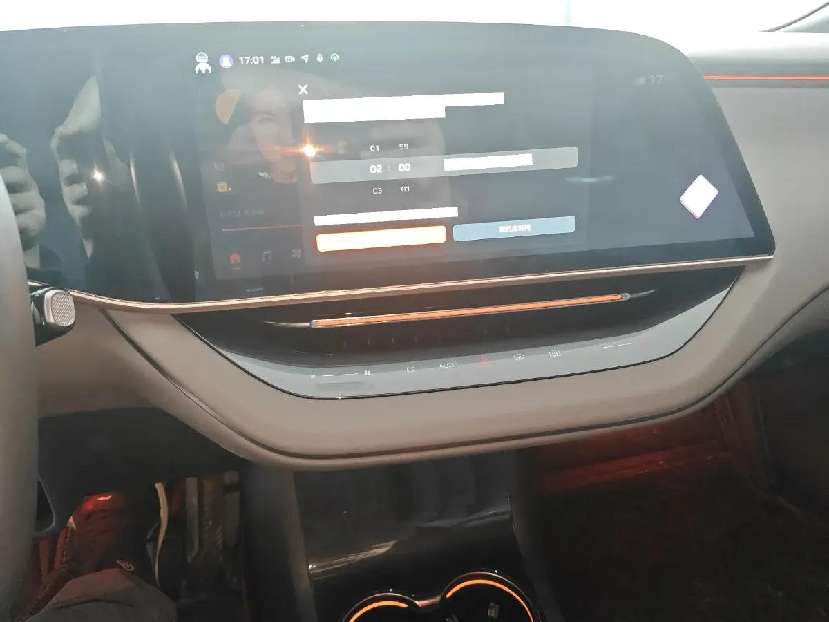 2024 HongQi EH7 BEV 111KWH,autocango,china used car exporter,china ev exporter,chinese used car exporter,chinese used ev exporter