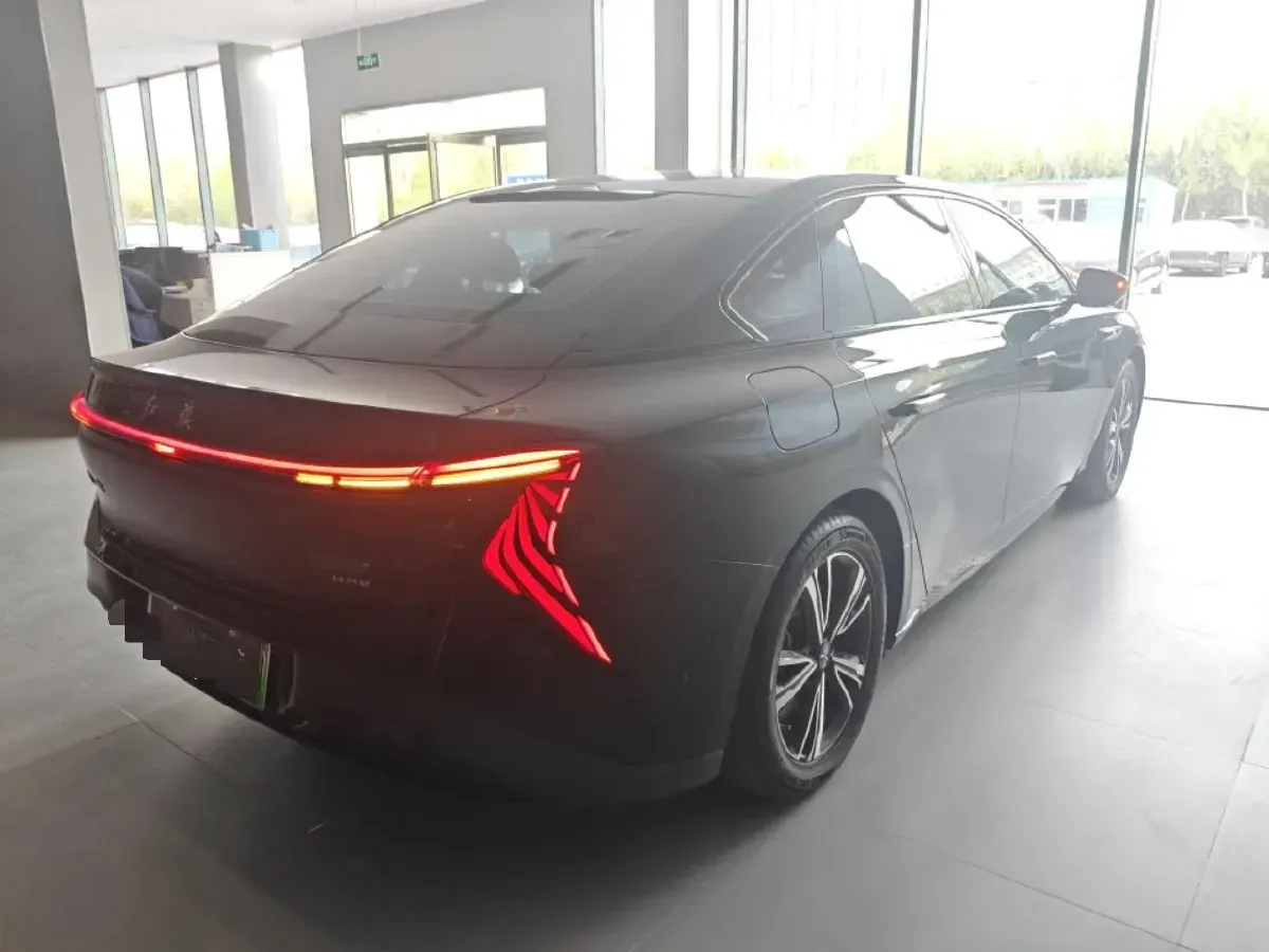 2024 HongQi EH7 BEV 111KWH,autocango,china used car exporter,china ev exporter,chinese used car exporter,chinese used ev exporter