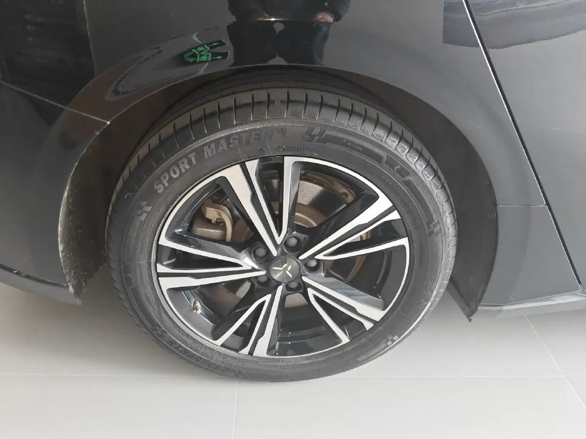 2024 HongQi EH7 BEV 111KWH,autocango,china used car exporter,china ev exporter,chinese used car exporter,chinese used ev exporter