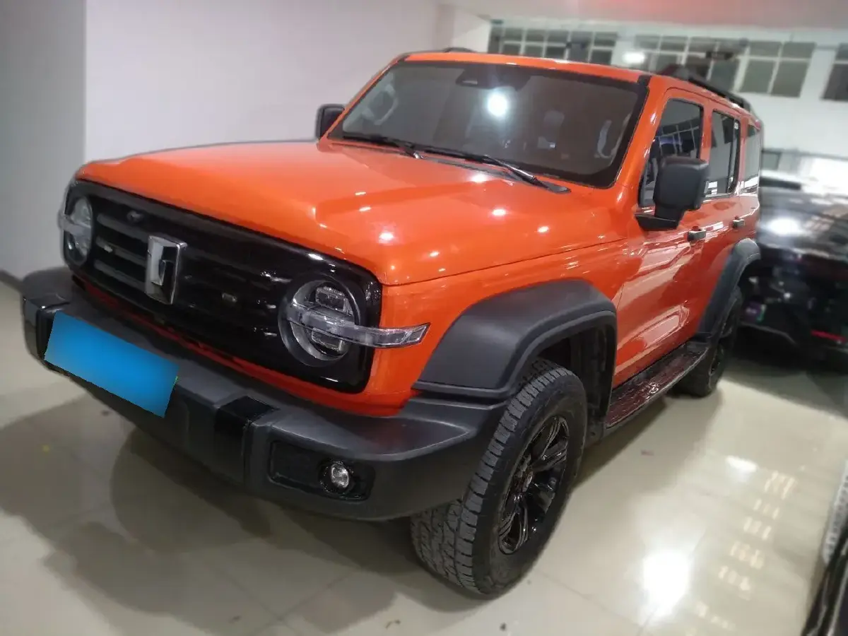 2024 Tank 300 2.0T 227HP L4 8AT