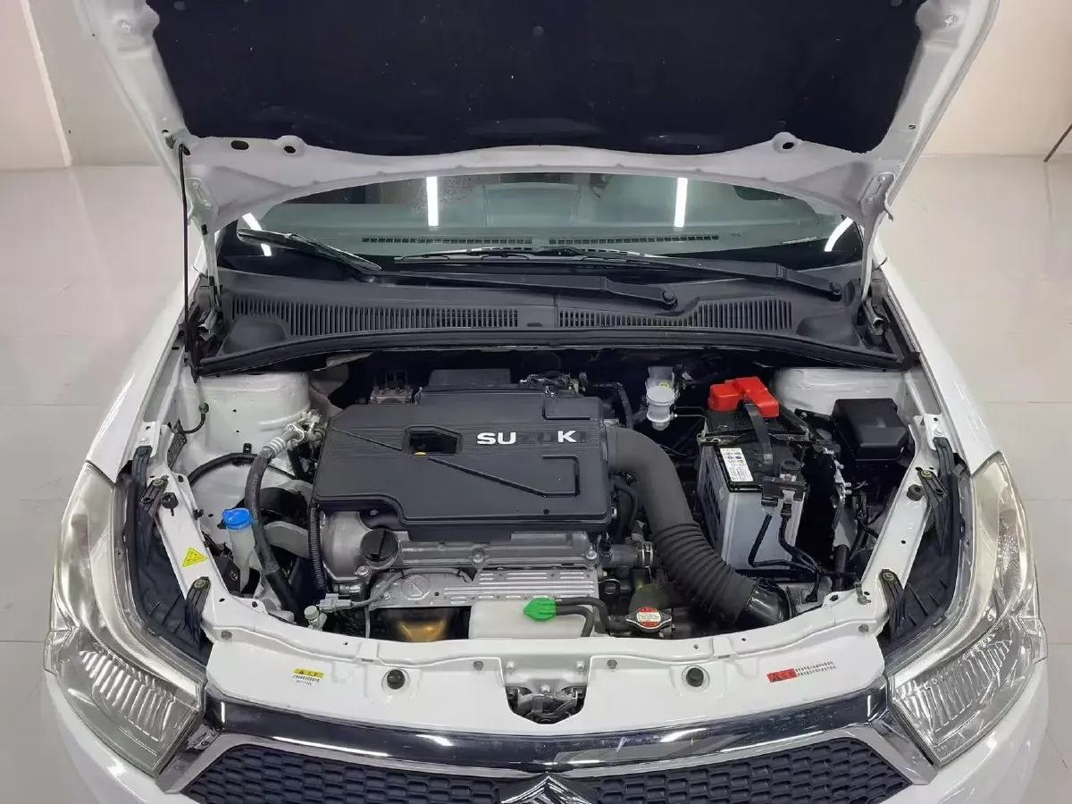 2013 Suzuki SX4 1.6L 109HP L4 4AT,autocango,china used car exporter,china ev exporter,chinese used car exporter,chinese used ev exporter
