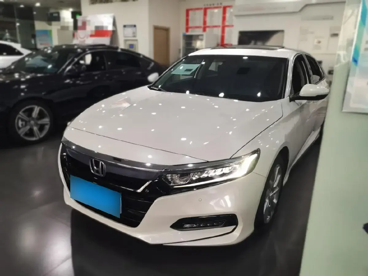 2018 Honda Accord 1.5T 194HP L4 CVT
