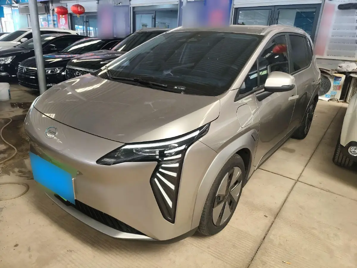 2023 Aion Y BEV 61.7KWH