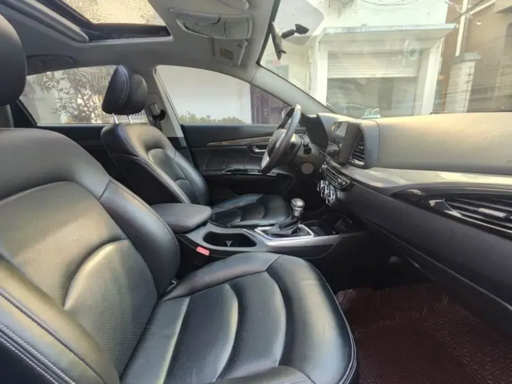 2016 GAC Trumpchi GA6 1.5T 152HP L4 7DCT,autocango,china used car exporter,china ev exporter,chinese used car exporter,chinese used ev exporter